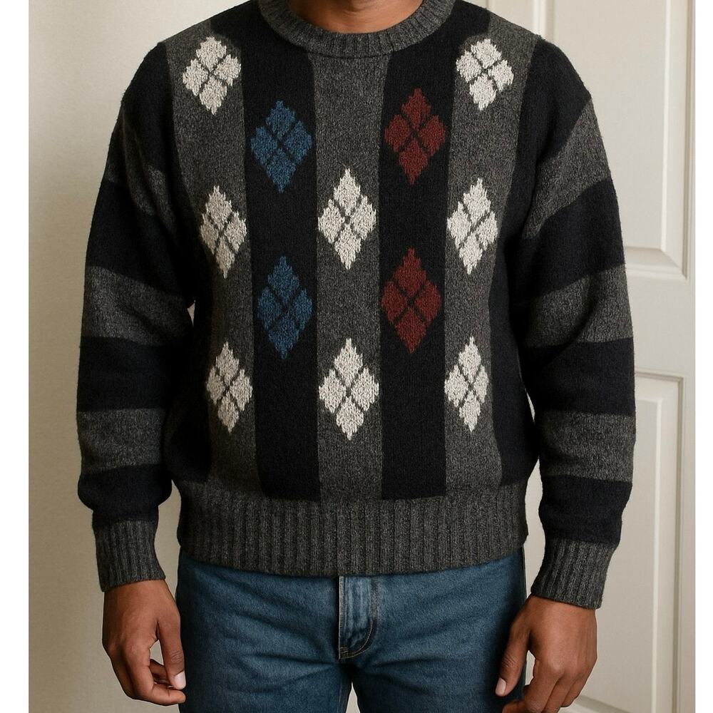 Vintage 90s Men Chunky Textured Knit Striped Diamond Print Biggie Sweater Large
